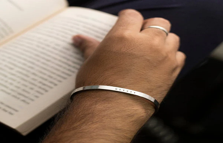 customised silver kada